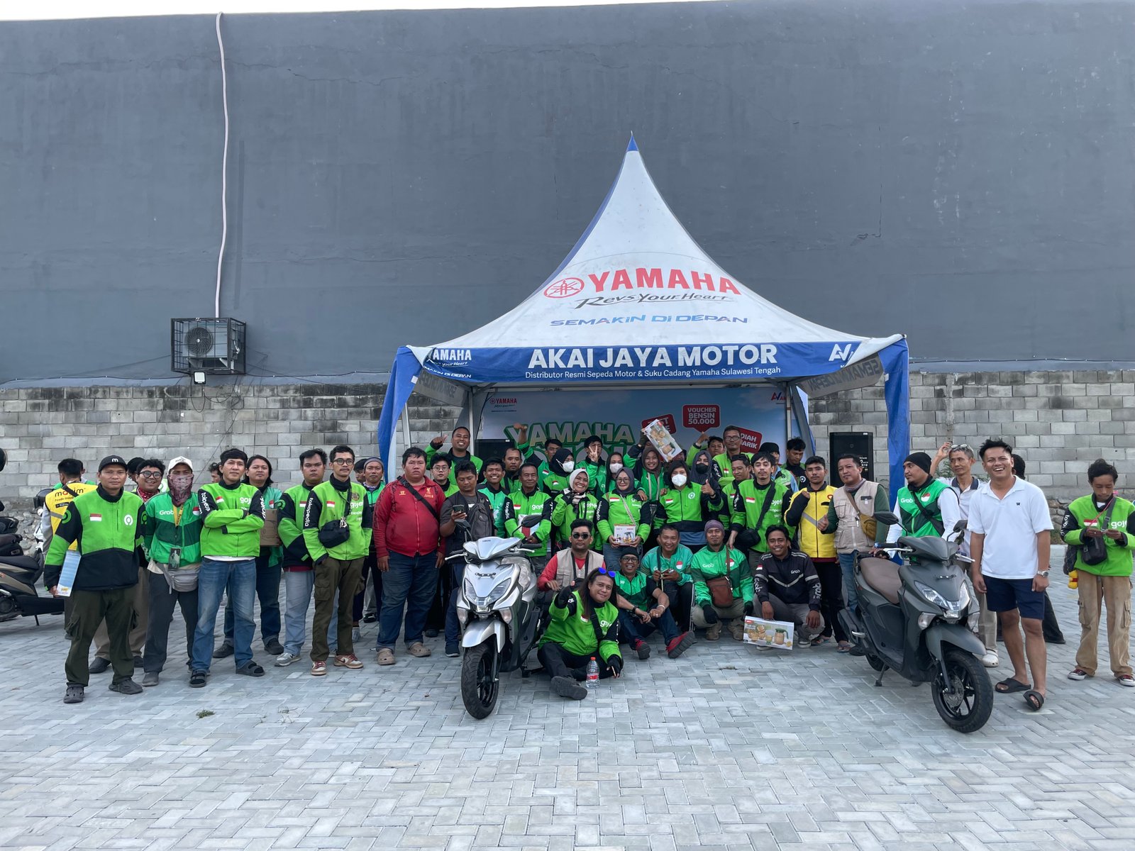 Apresiasi 100 Pengemudi Ojol Sekaligus Kenalkan Yamaha Gear Ultima sebagai Partner Andal di Jalan